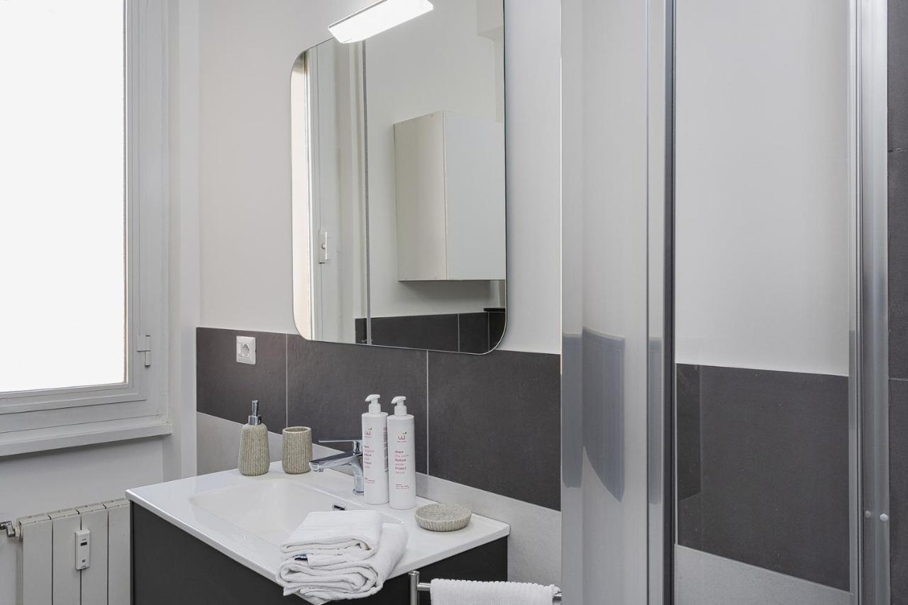 Contemporary Apartment In Sturla By Wonderful Italy جنوة المظهر الخارجي الصورة