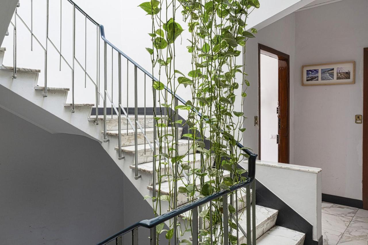 Contemporary Apartment In Sturla By Wonderful Italy جنوة المظهر الخارجي الصورة